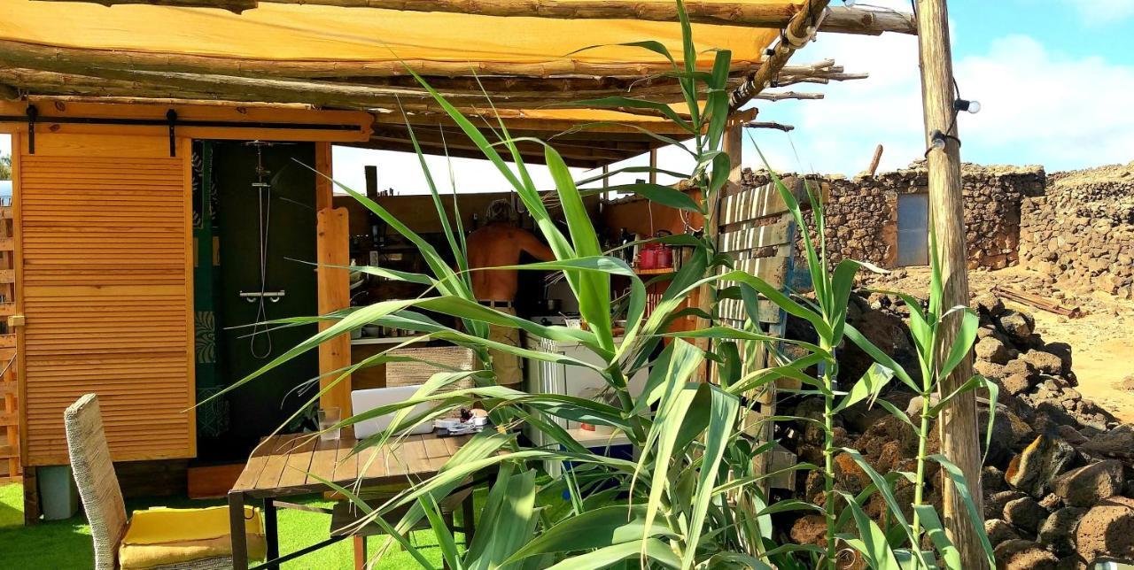 Glamping Corner - Back To Nature ลาโอลีวา ภายนอก รูปภาพ