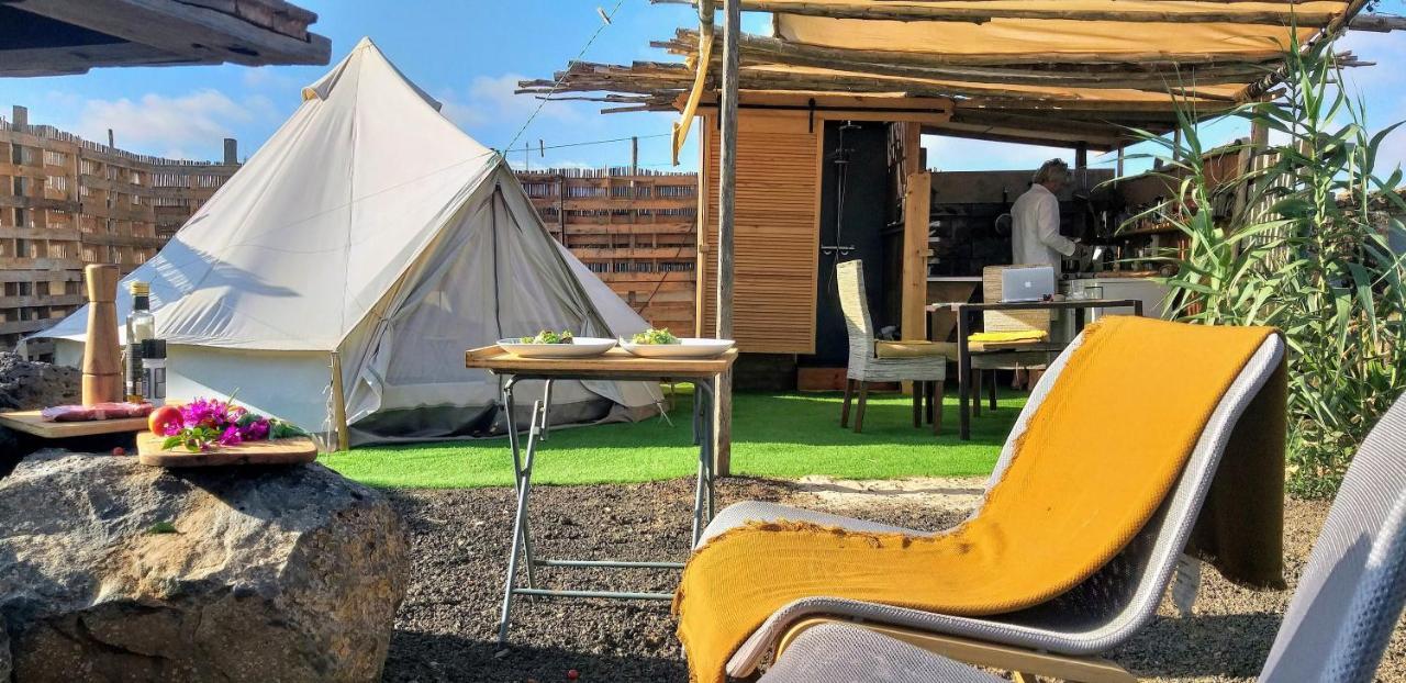 Glamping Corner - Back To Nature ลาโอลีวา ภายนอก รูปภาพ